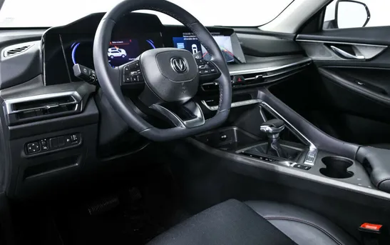 Changan CS35PLUS 1.40 Робот, фото №1