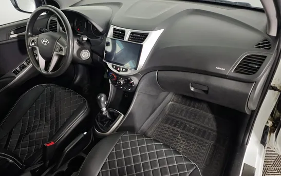 Hyundai Solaris 1.60 Механика, фото №1