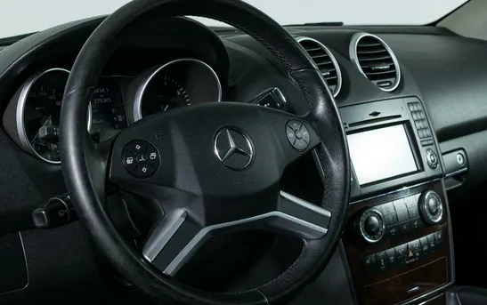 Mercedes-Benz M-Класс 3.50 Автоматическая, фото №1