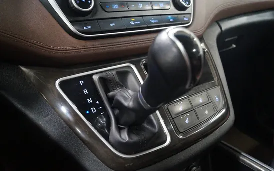 Hyundai Grand Starex 2.50 Автоматическая, фото №1