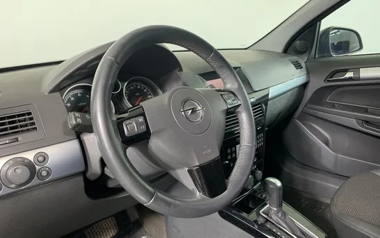 Opel Astra 1.80 Автоматическая, фото №1