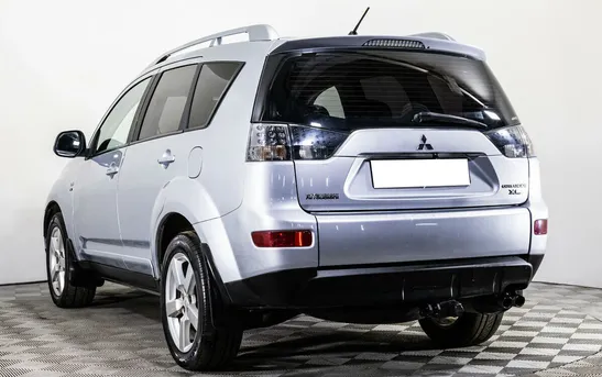 Mitsubishi Outlander 3.00 Автоматическая, фото №1