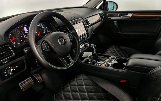 Volkswagen Touareg 3.00 Автоматическая, фото №1