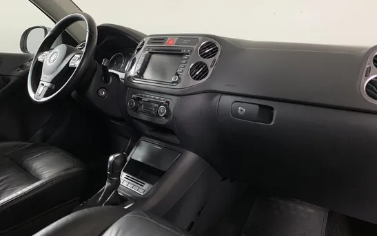 Volkswagen Tiguan 2.00 Автоматическая, фото №1